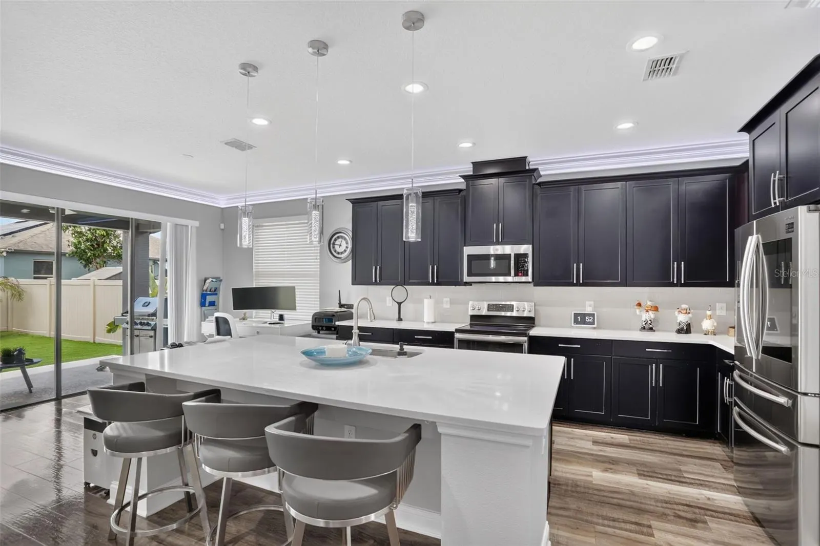 5352 COSTA DEL SOL DR