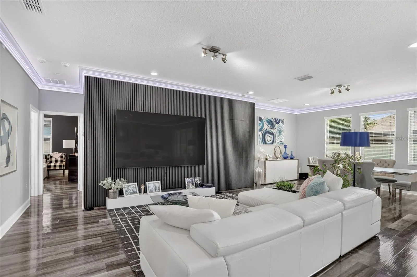5352 COSTA DEL SOL DR