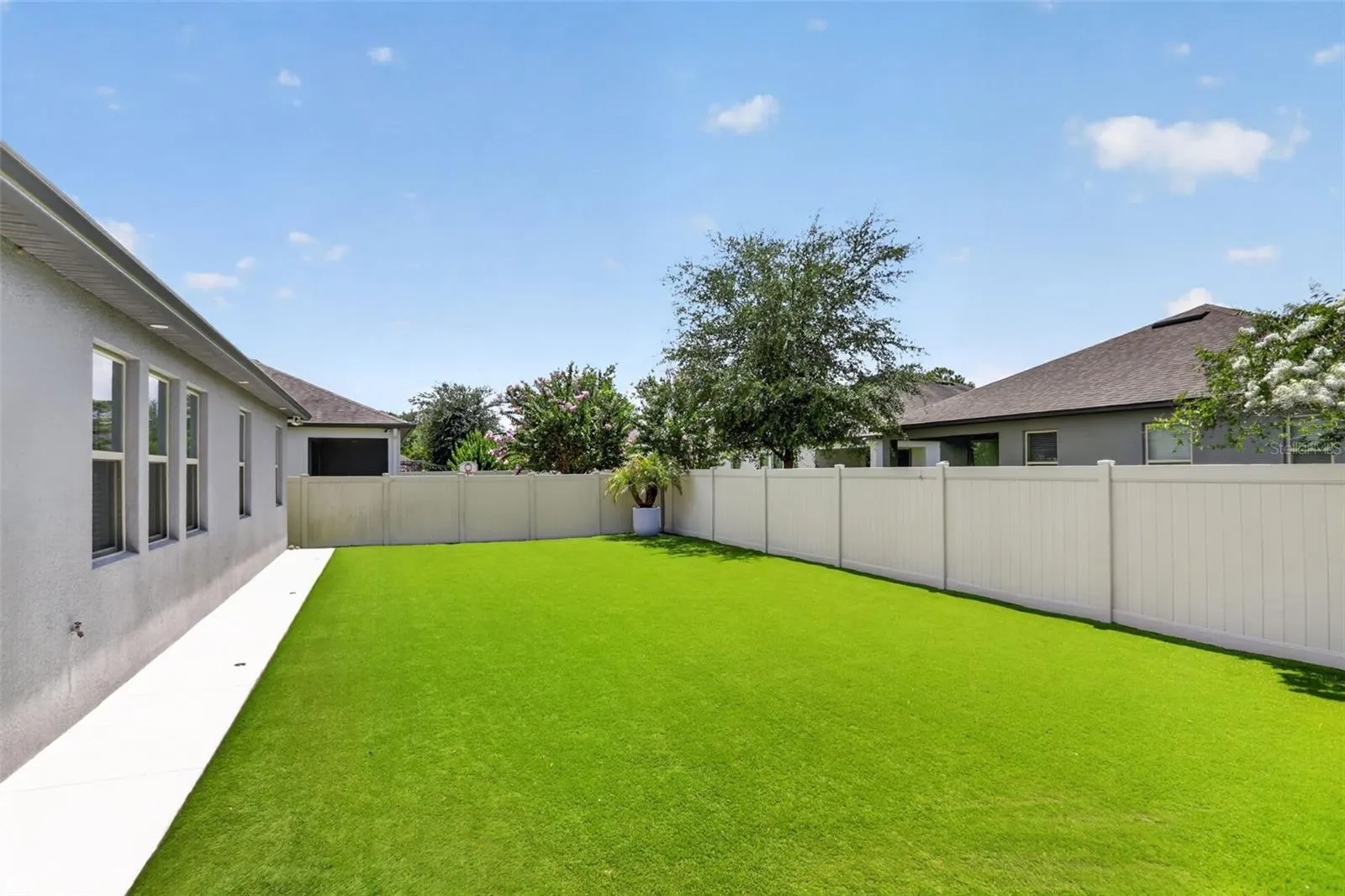 5352 COSTA DEL SOL DR