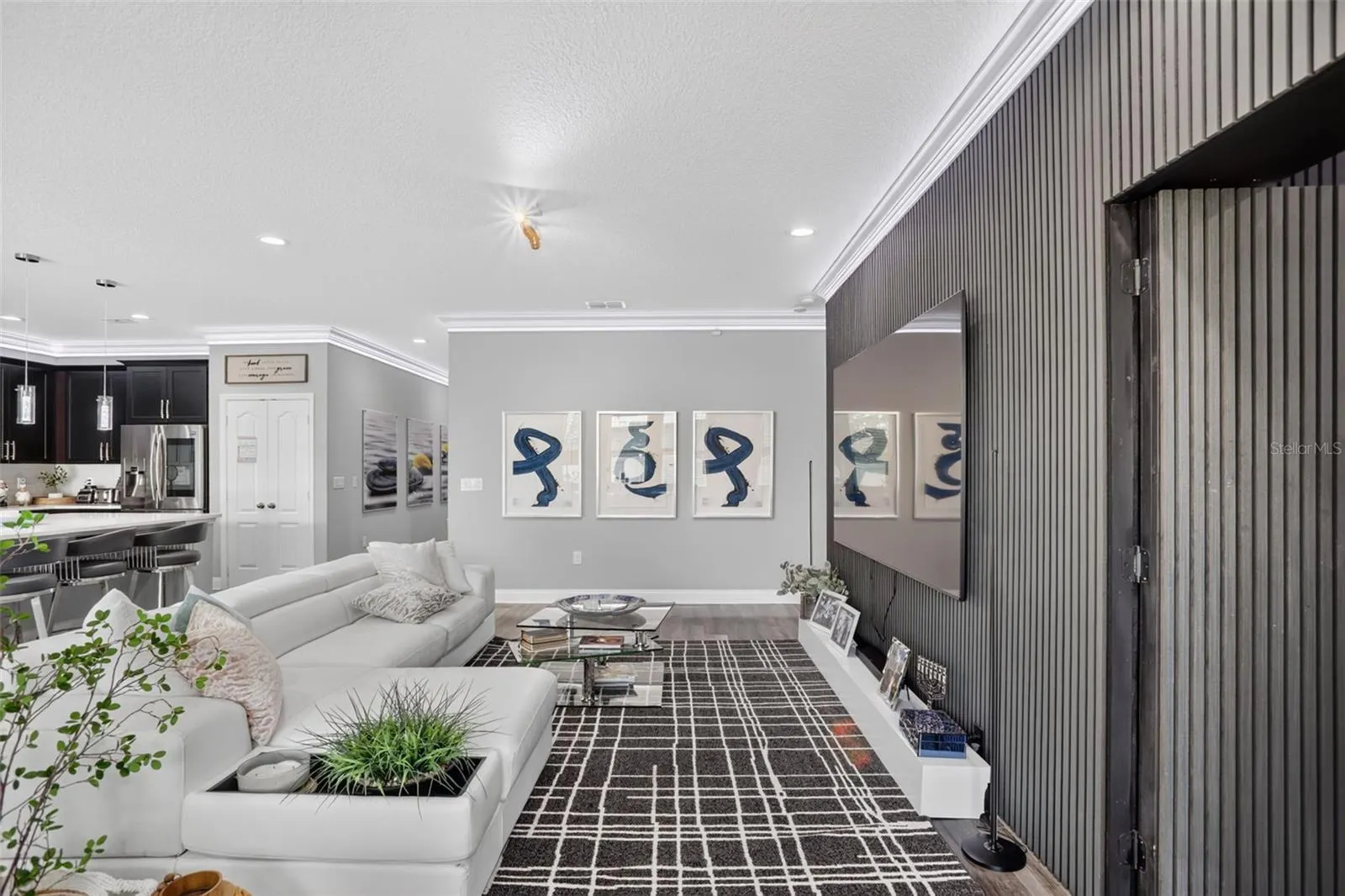 5352 COSTA DEL SOL DR