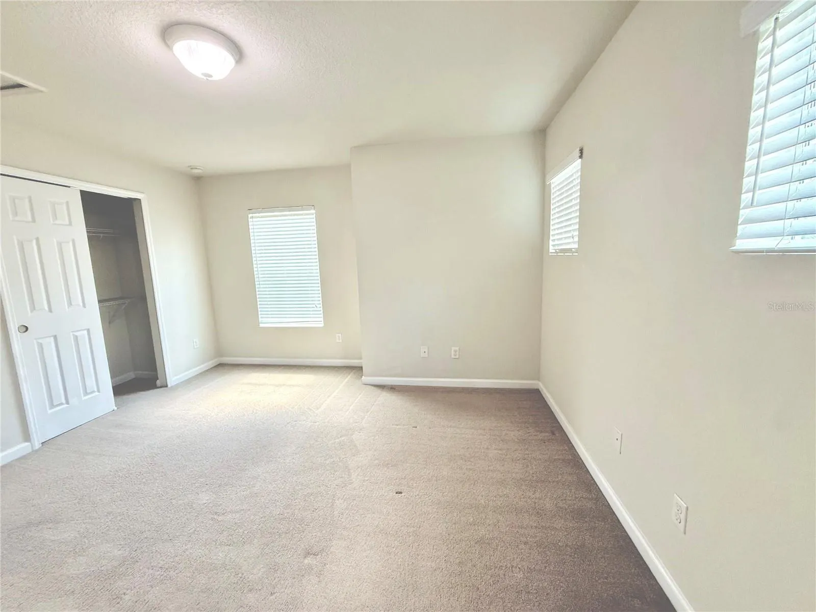 11848 ZELKOVA LN