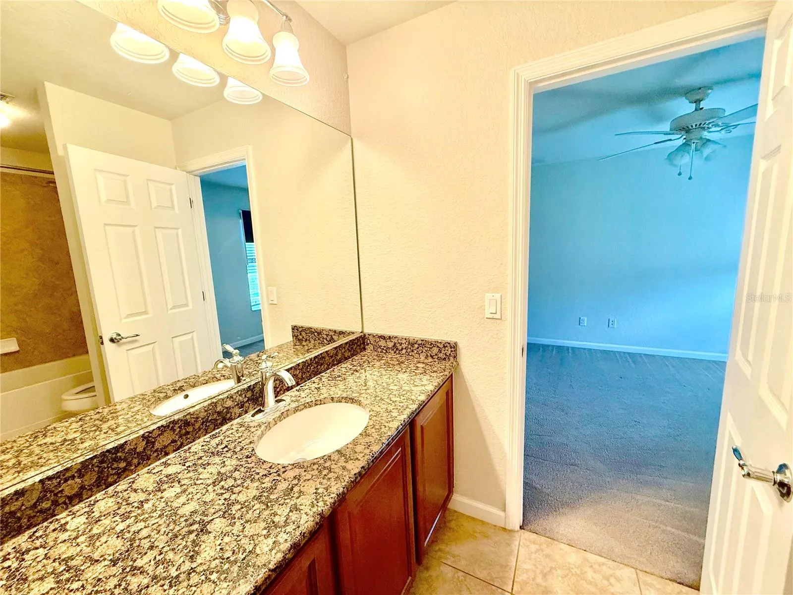 11848 ZELKOVA LN
