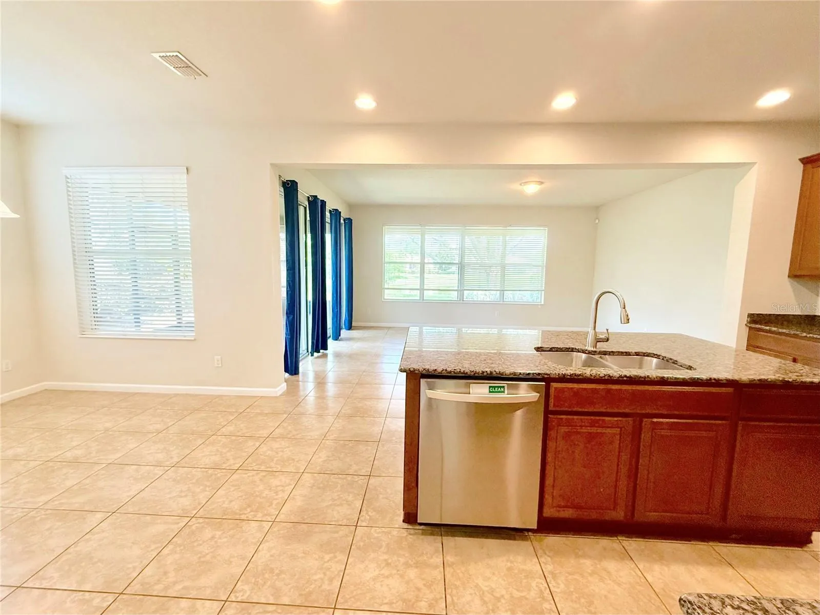 11848 ZELKOVA LN