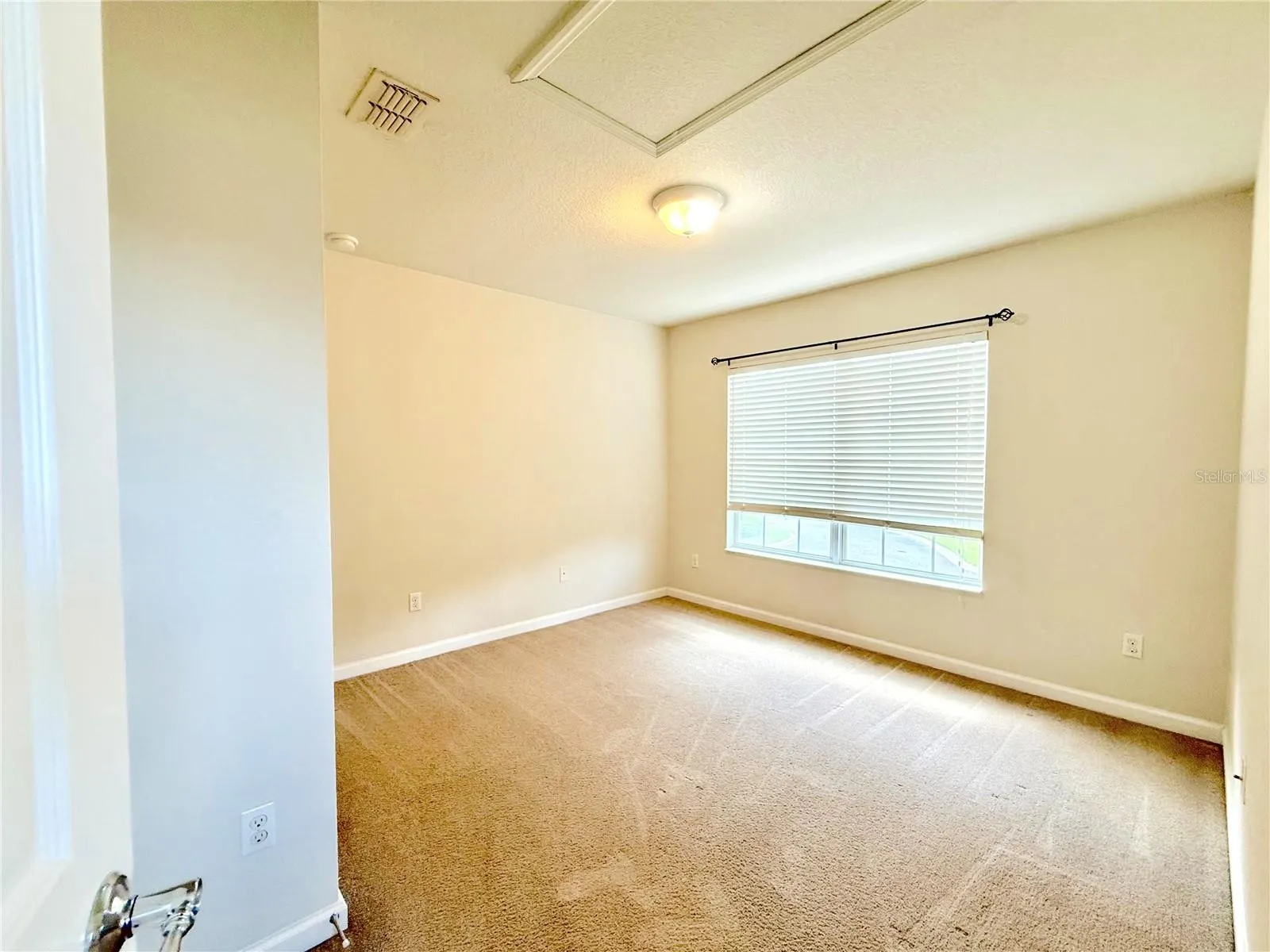 11848 ZELKOVA LN
