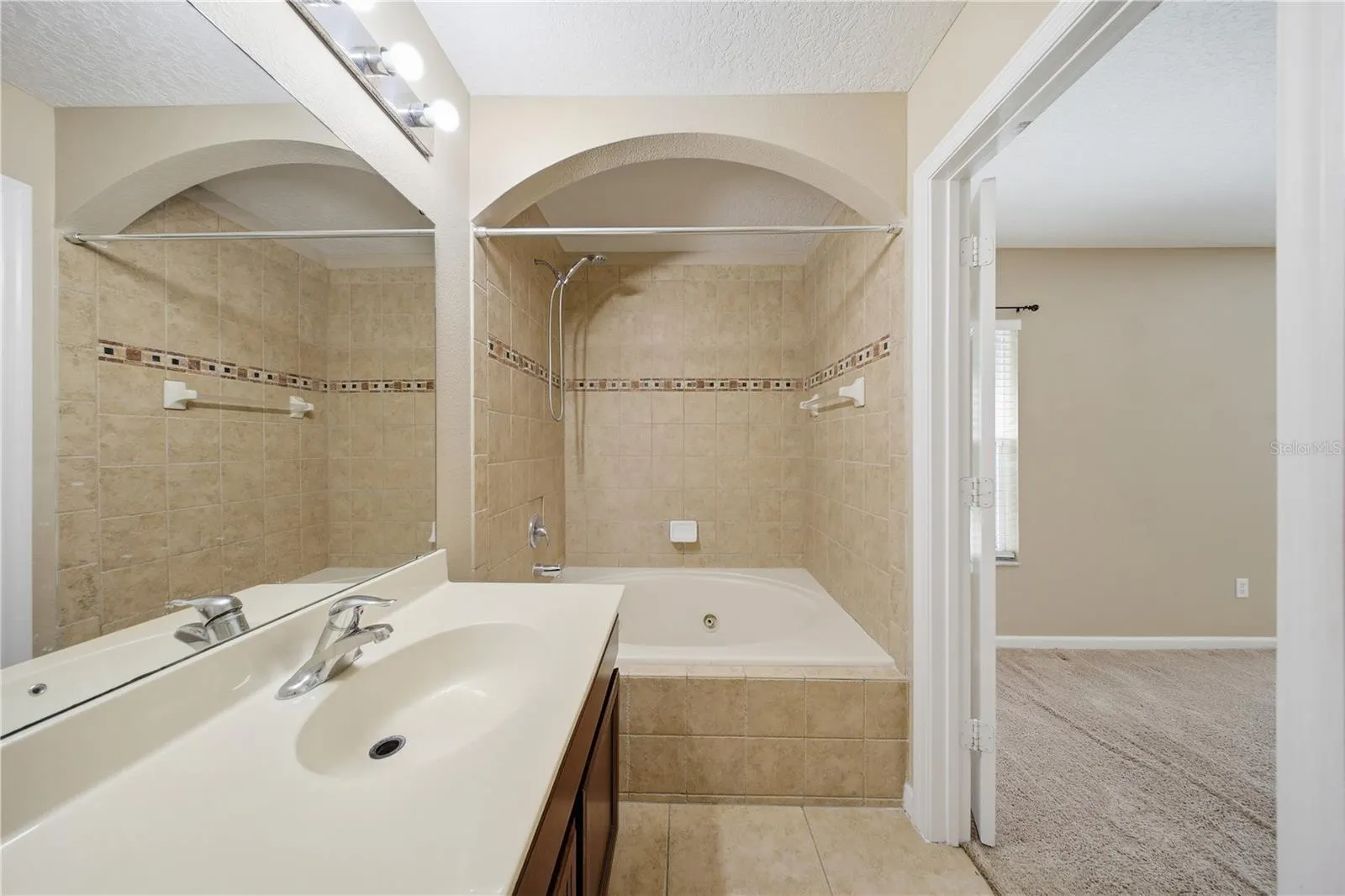 10291 PARK COMMONS DR