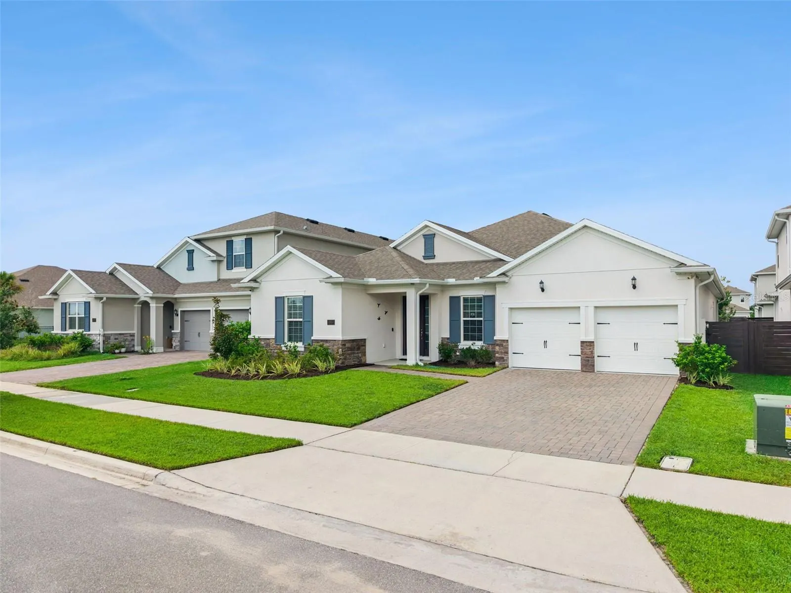 19053 BLUELEAF ST