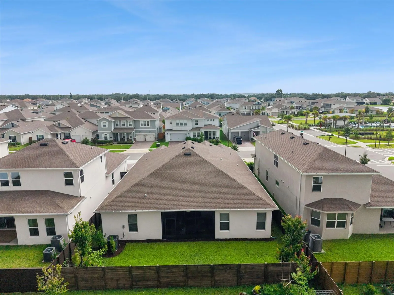 19053 BLUELEAF ST