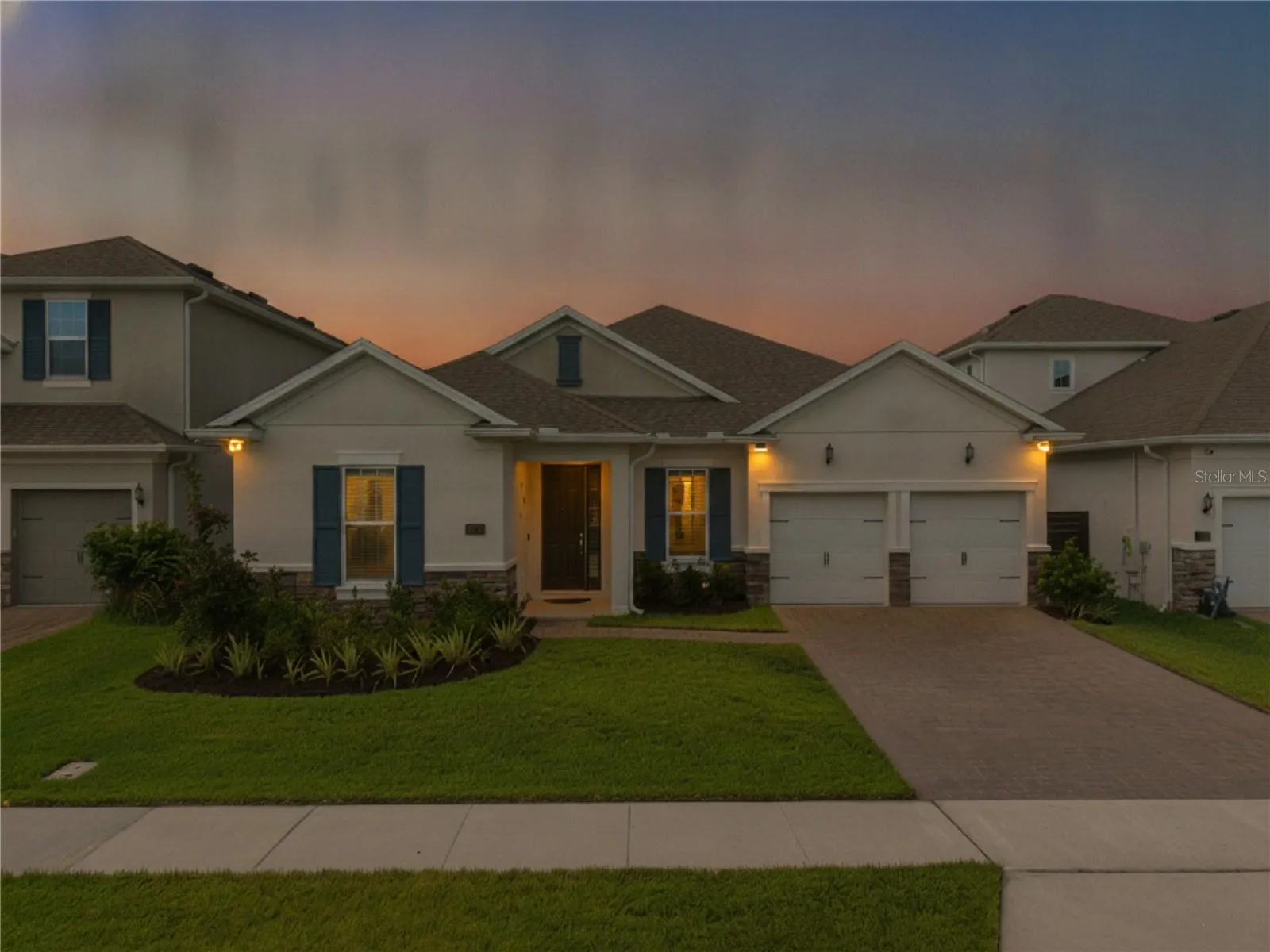 19053 BLUELEAF ST