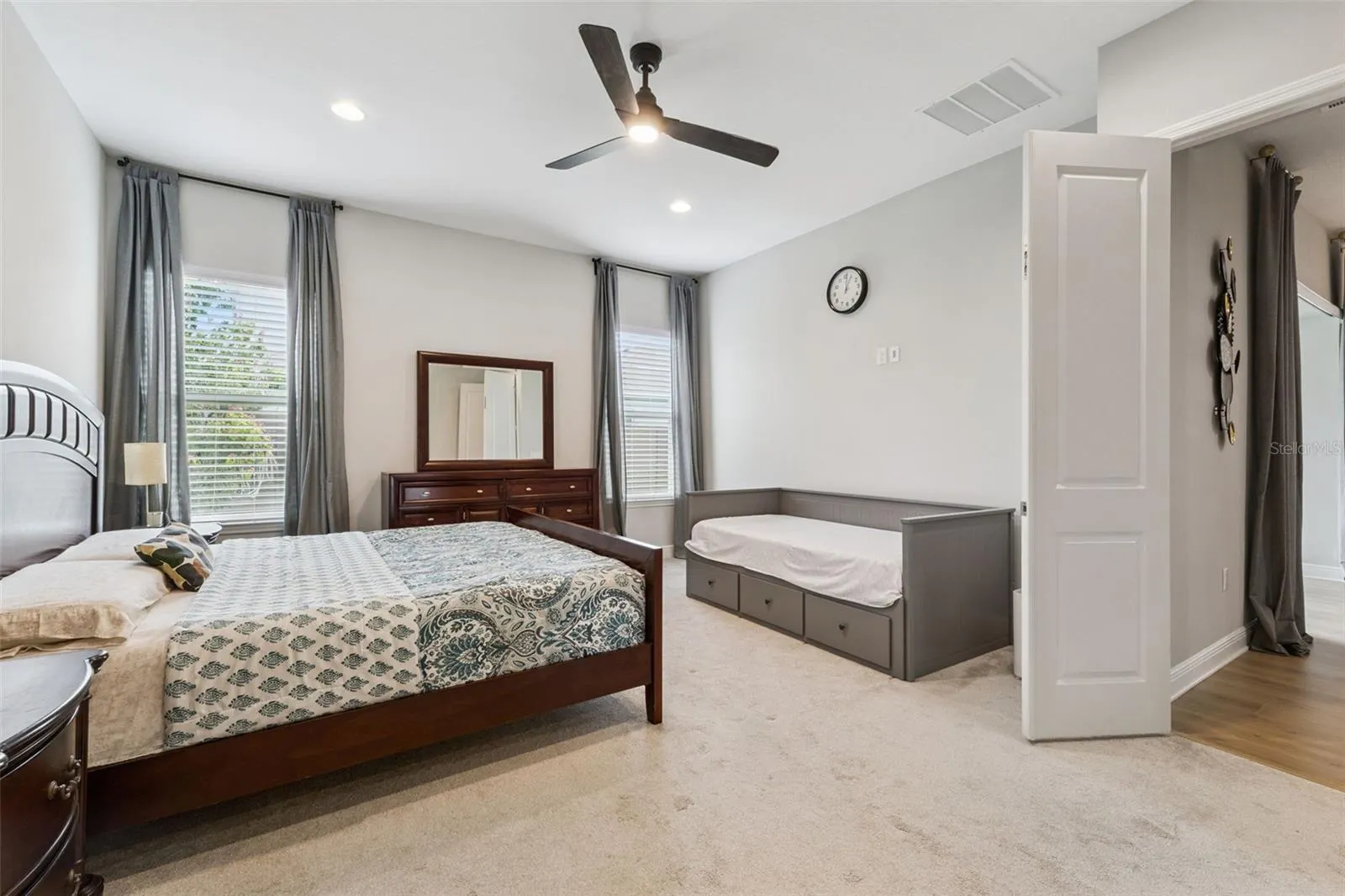 19053 BLUELEAF ST