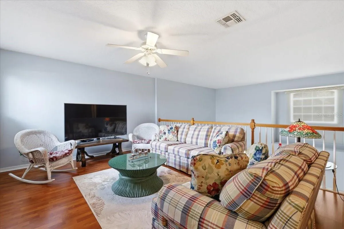 5011 CORTO DR
