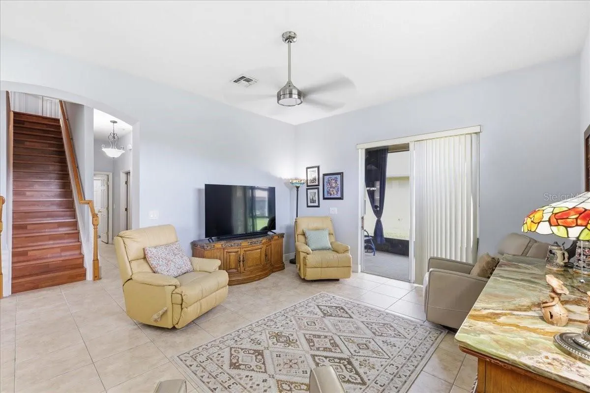 5011 CORTO DR