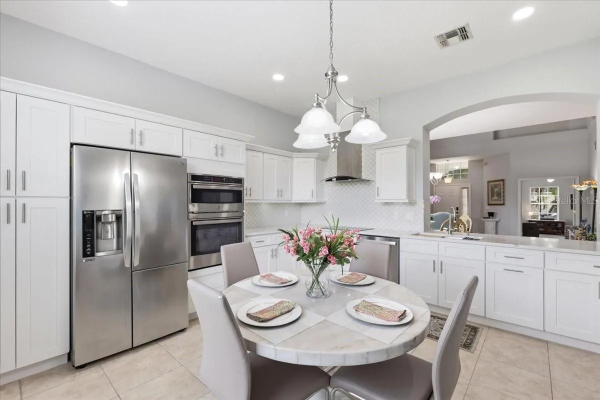 5011 CORTO DR