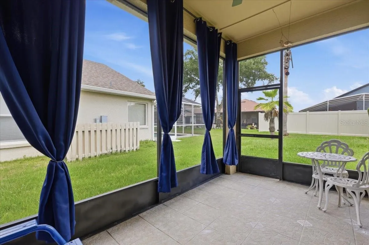 5011 CORTO DR