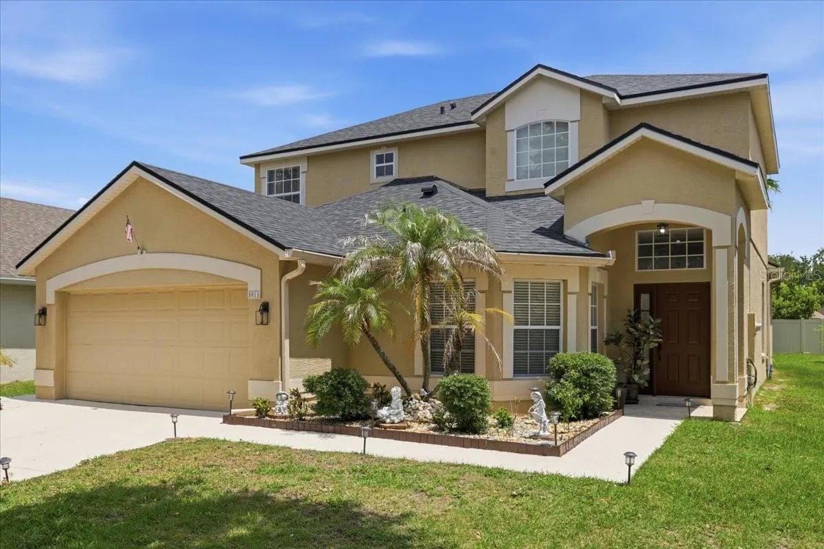 5011 CORTO DR