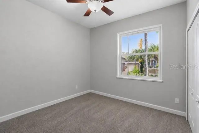 2317 CROSSTON CIR