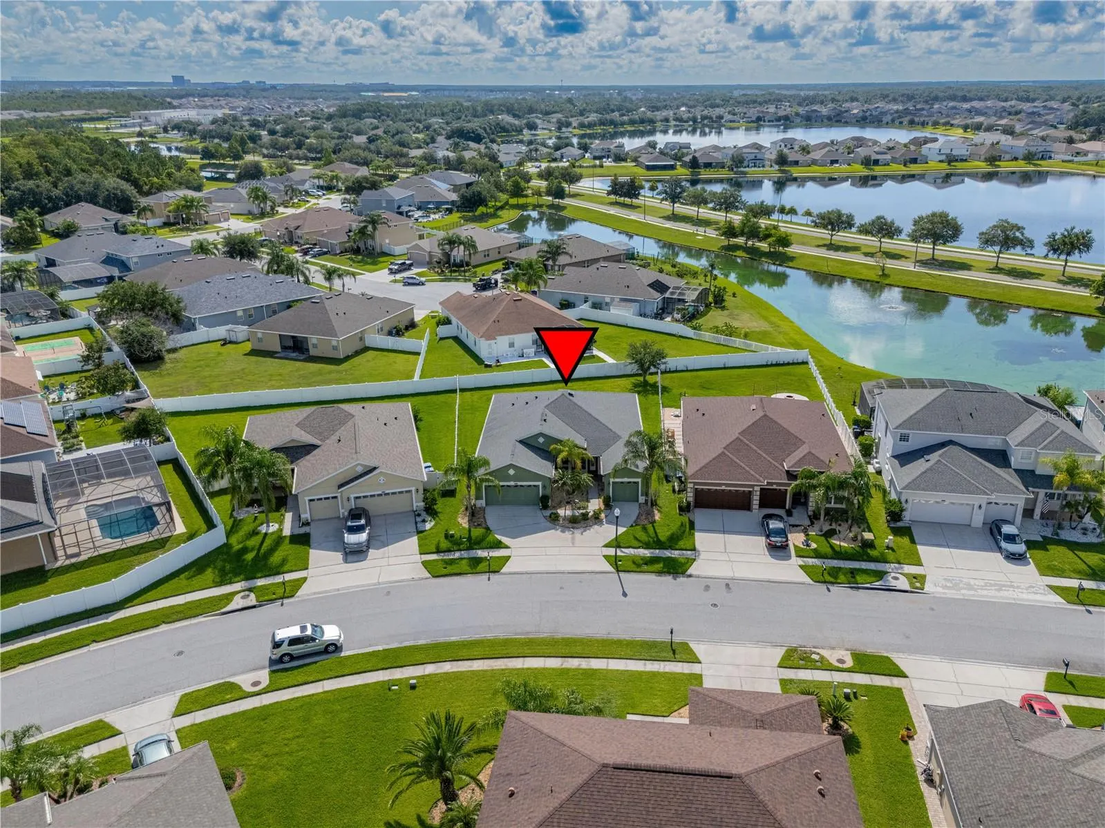 2317 CROSSTON CIR