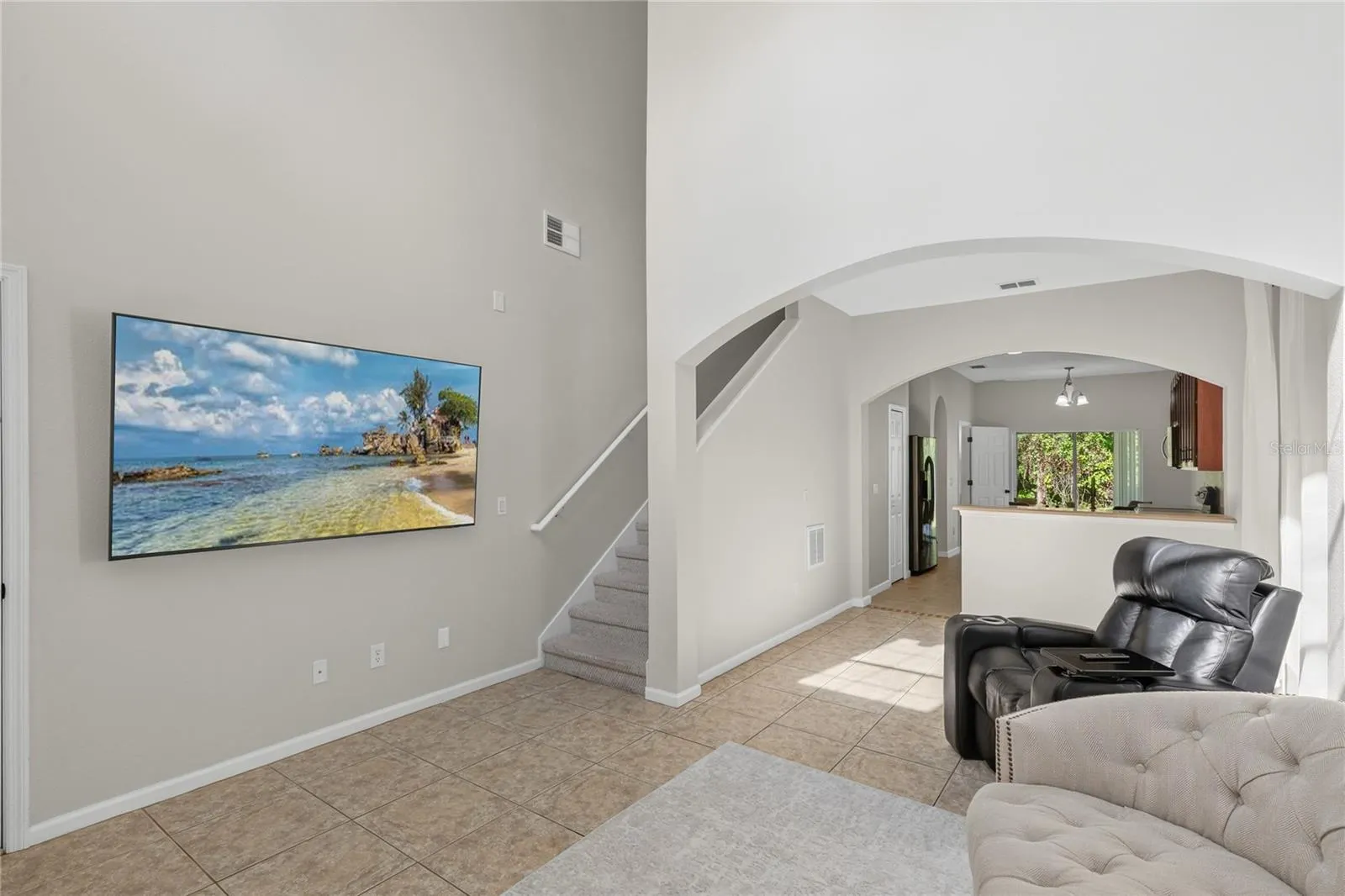 10212 PARK COMMONS DR