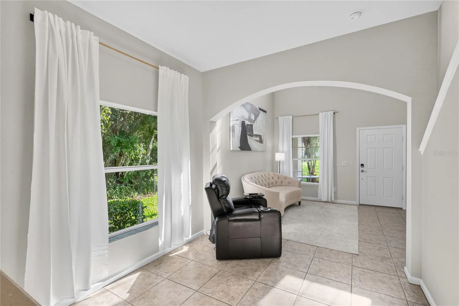 10212 PARK COMMONS DR