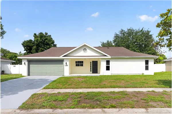 12100 CAROLINA WOODS LN