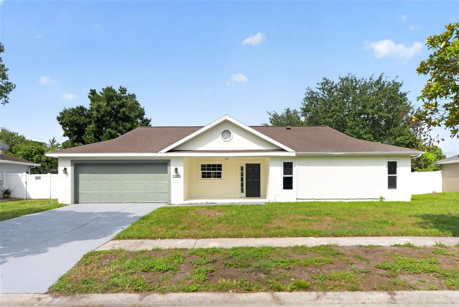 12100 CAROLINA WOODS LN
