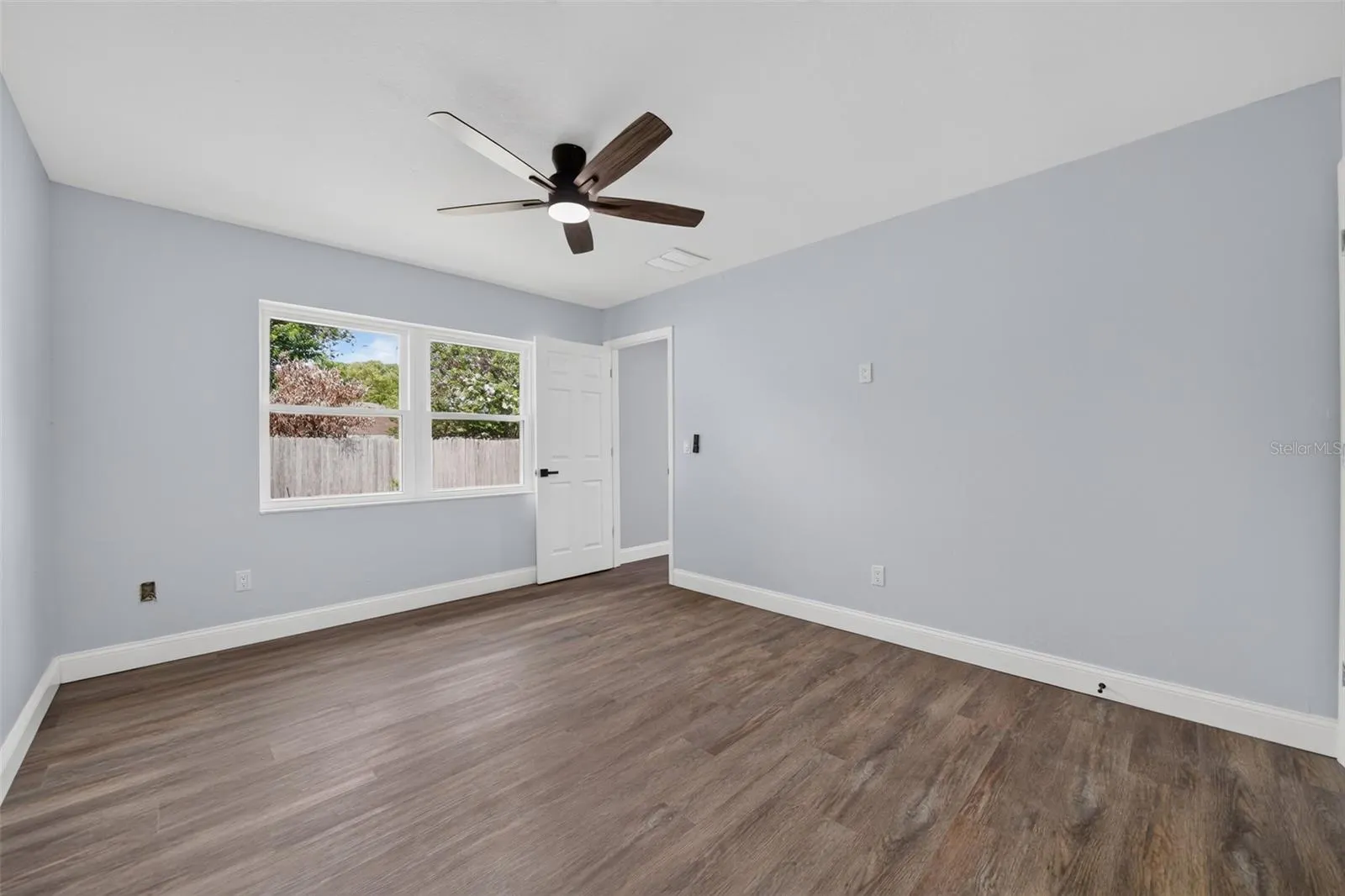 12100 CAROLINA WOODS LN