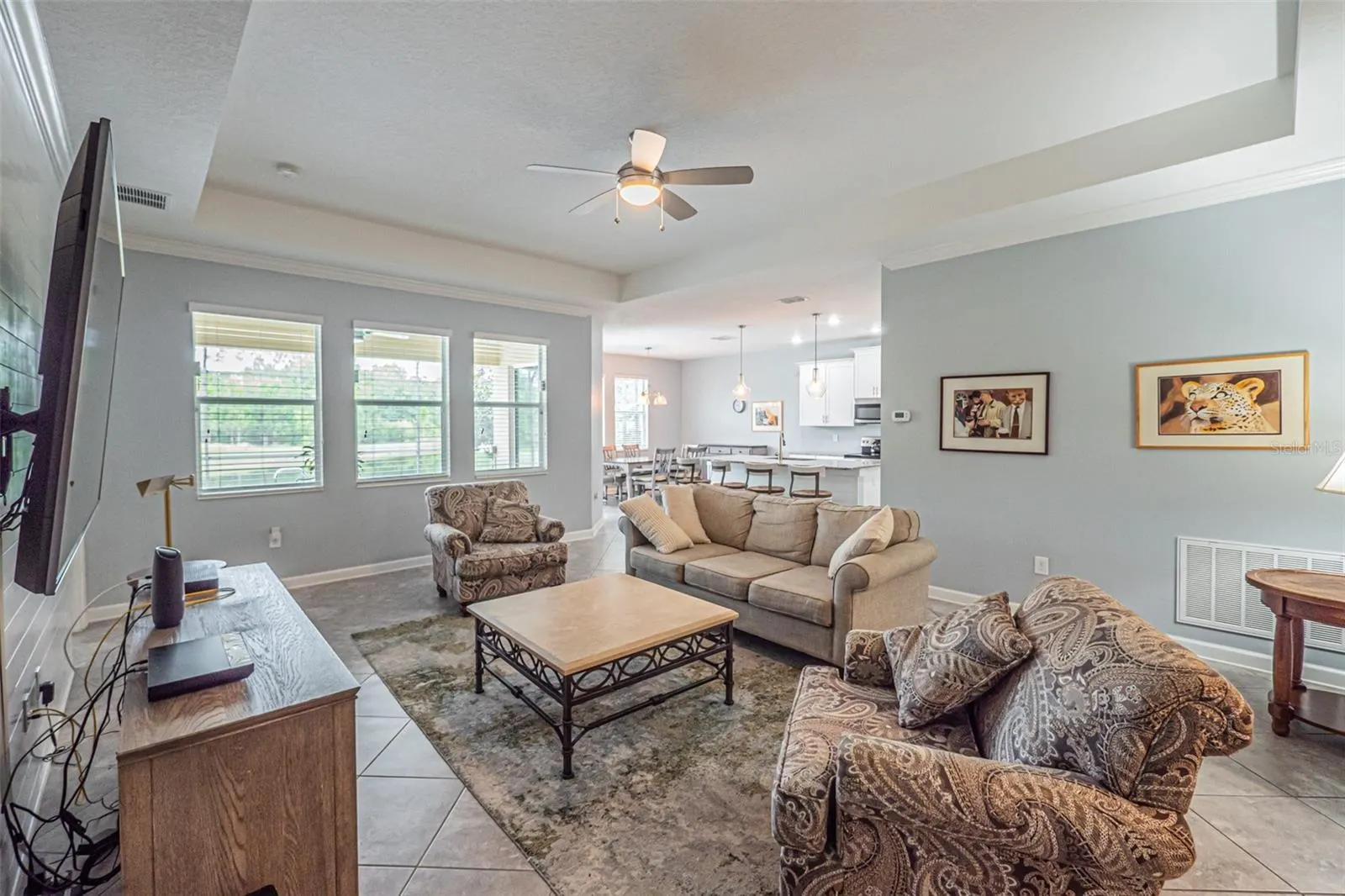 10174 LOVEGRASS LN