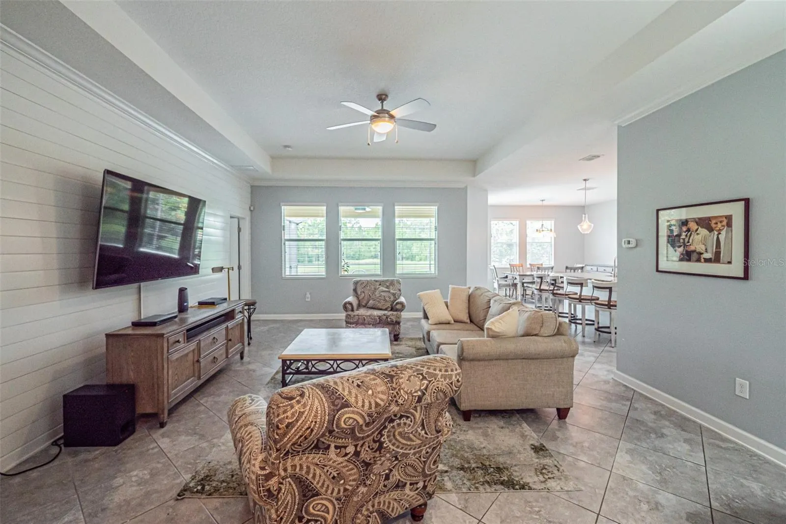 10174 LOVEGRASS LN