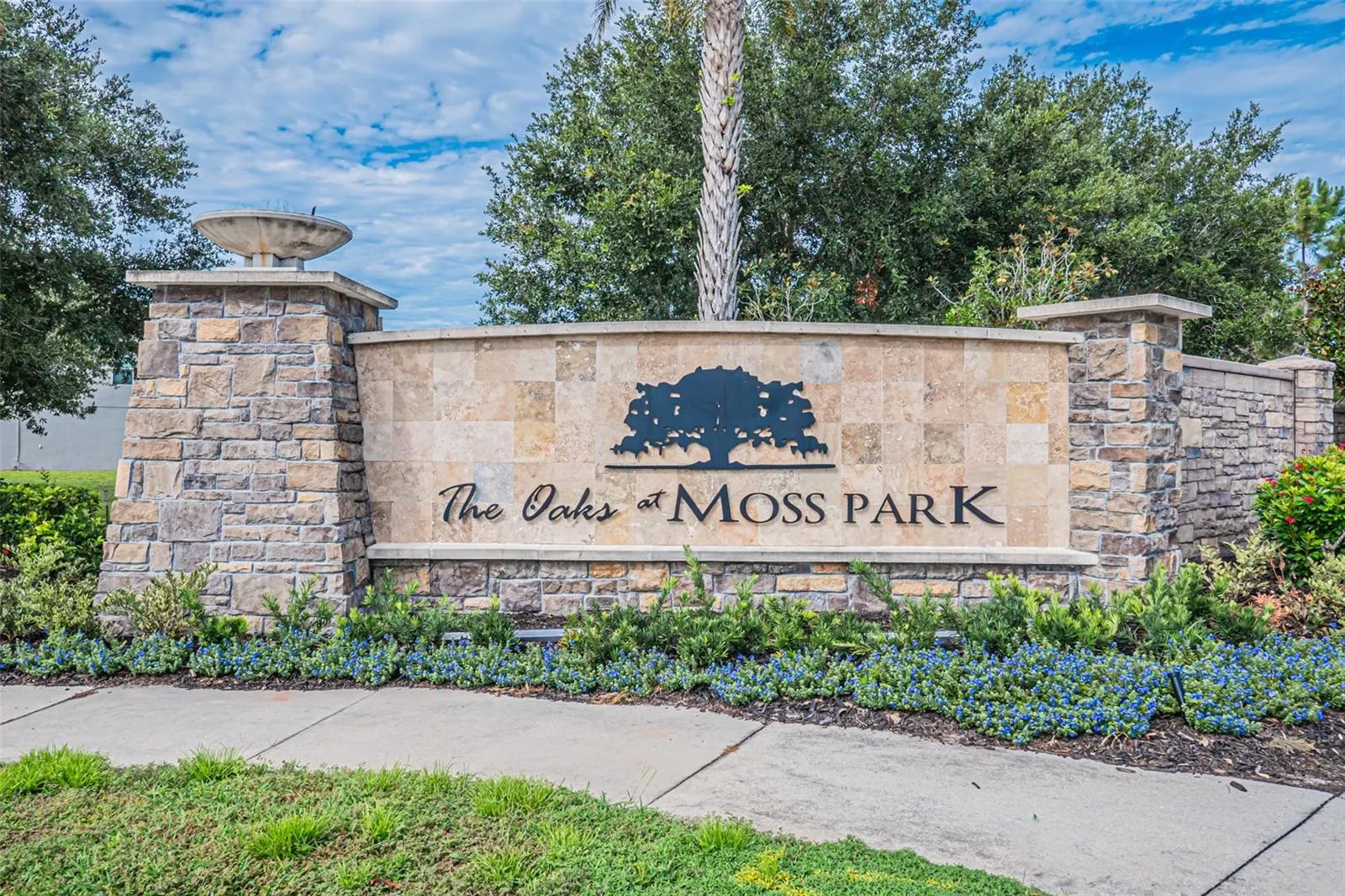 10174 LOVEGRASS LN