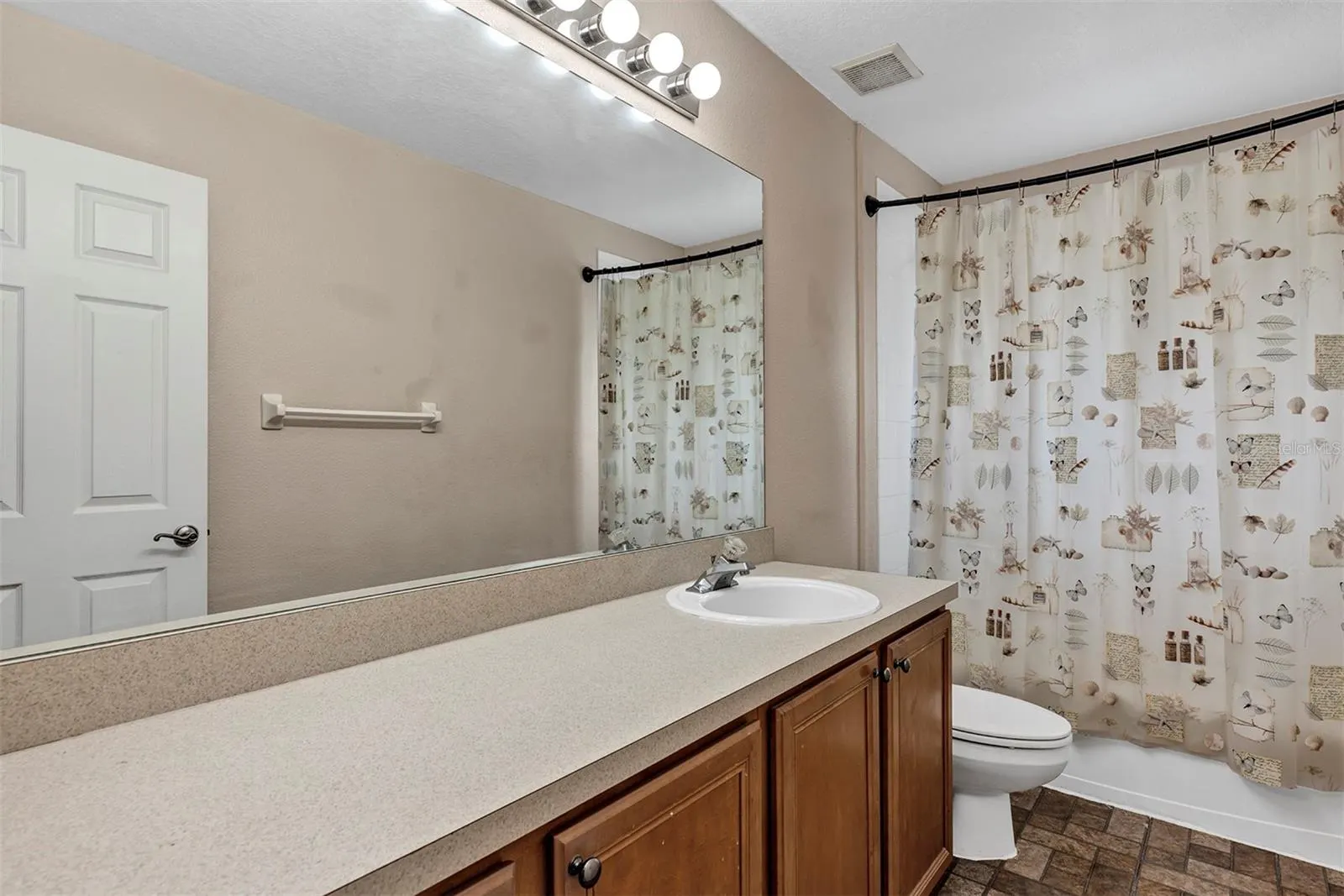 4921 CASA VISTA DR