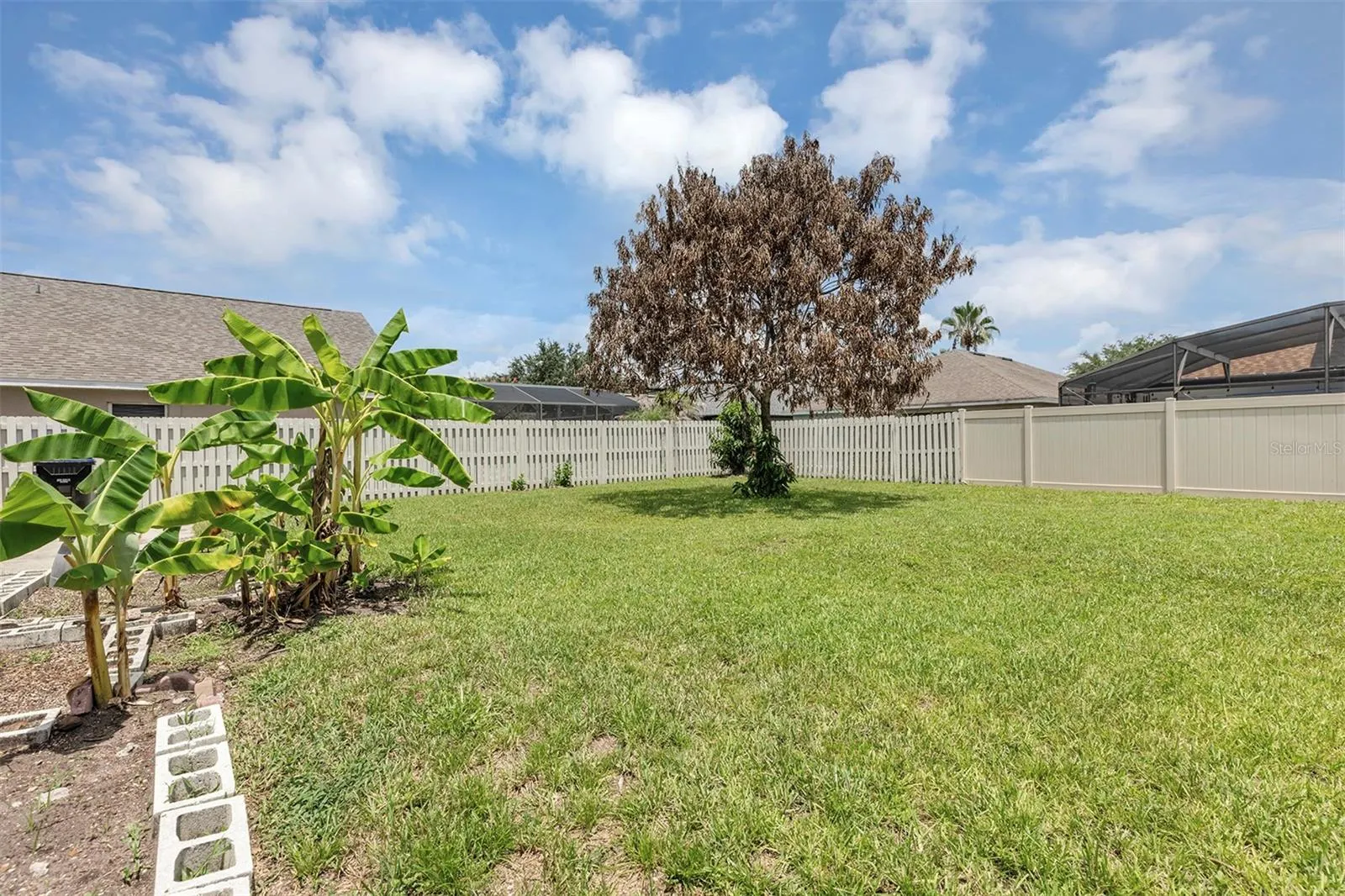 4921 CASA VISTA DR