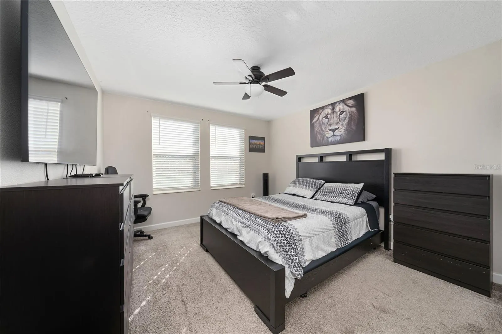 11059 LONGLEAF WOODS DR