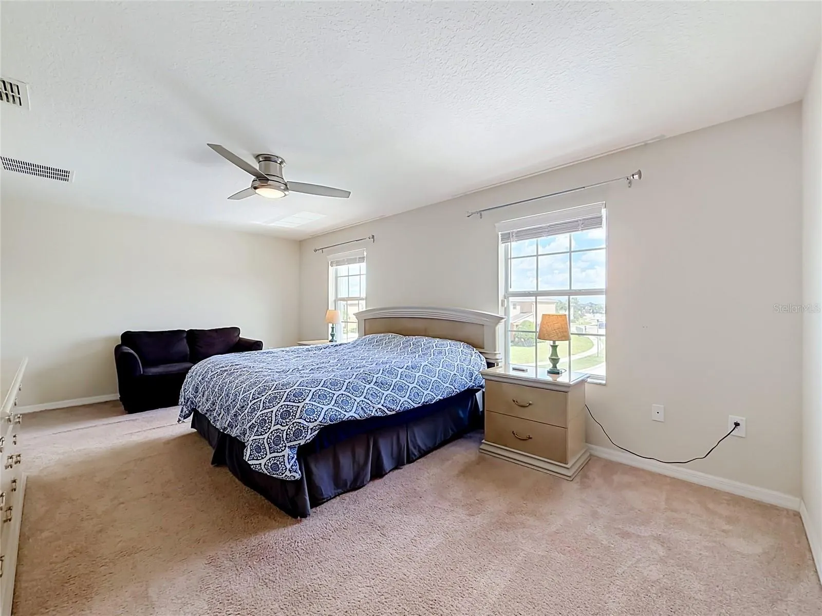 3554 RODRICK CIR