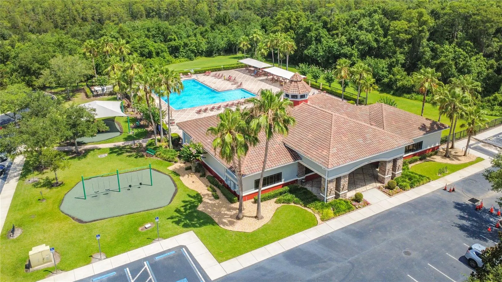 3554 RODRICK CIR