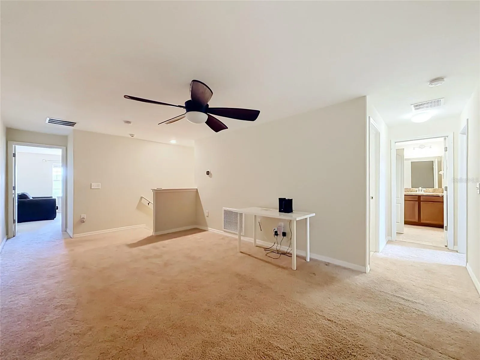 3554 RODRICK CIR