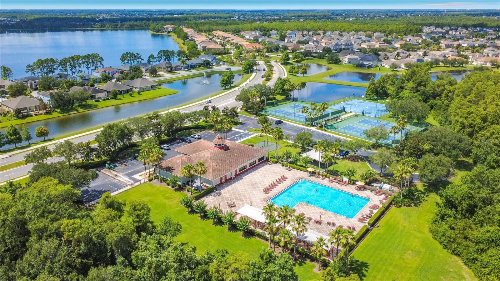3554 RODRICK CIR
