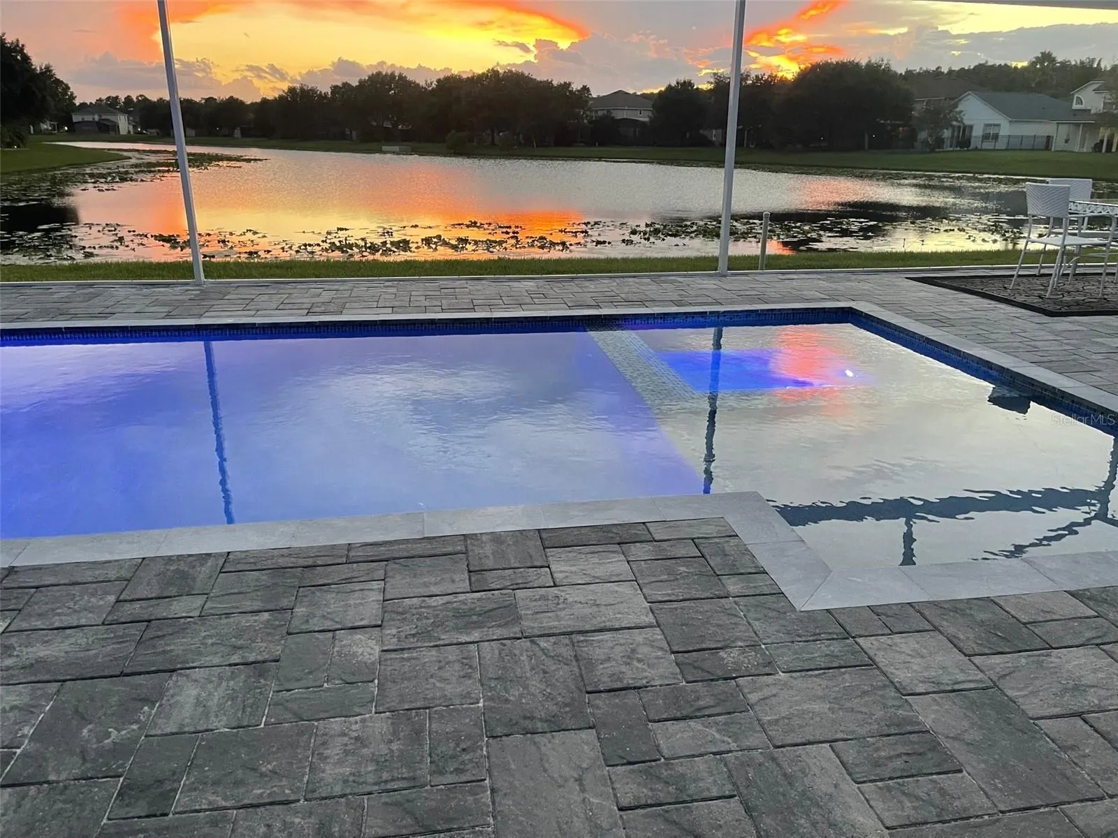 5338 LOS PALMA VISTA DR