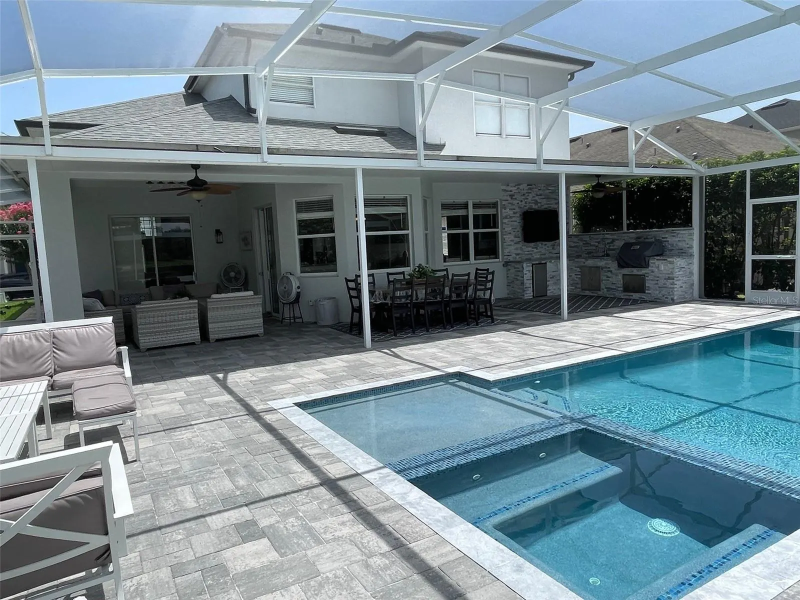 5338 LOS PALMA VISTA DR