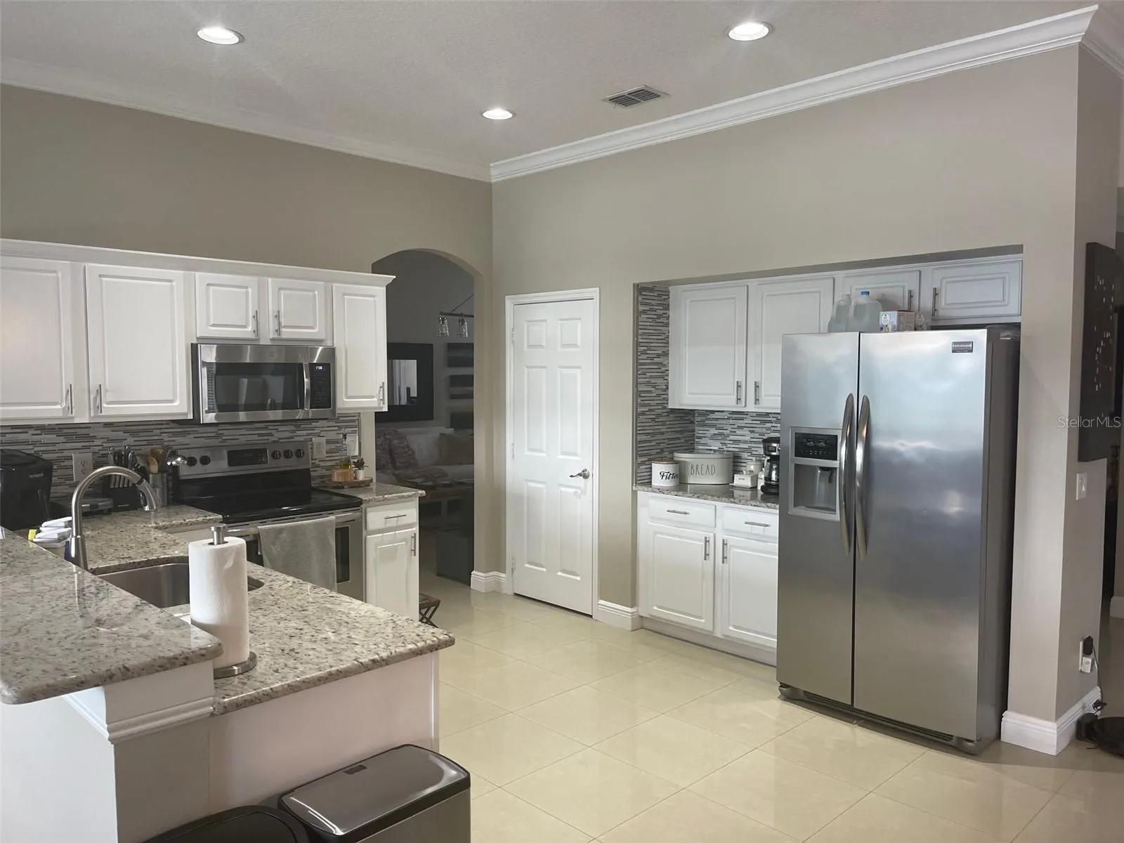 5338 LOS PALMA VISTA DR