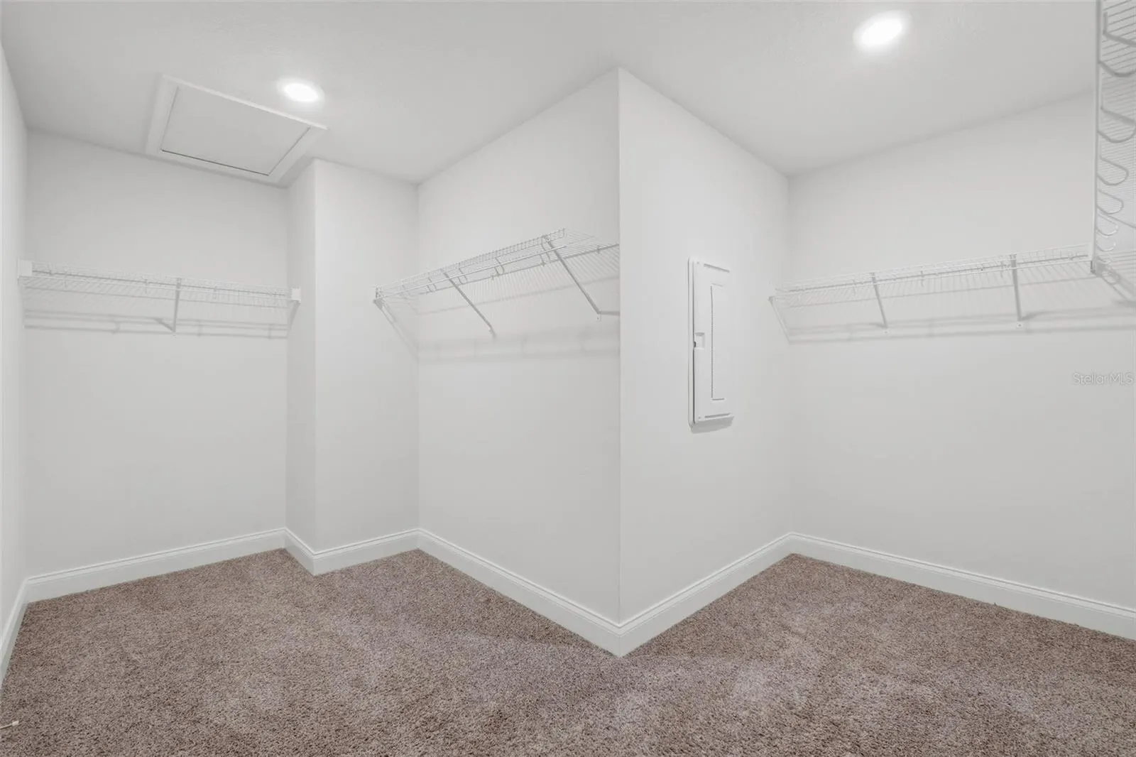 9535 JUNIPER MOSS CIR