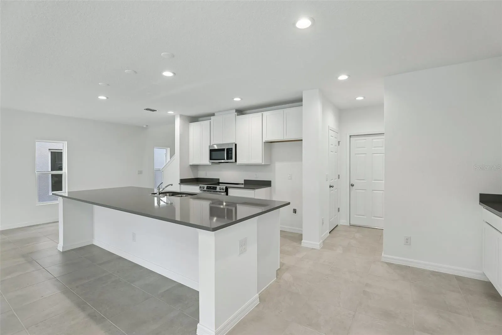 1349 SAWGRASS HAMMOCK LN