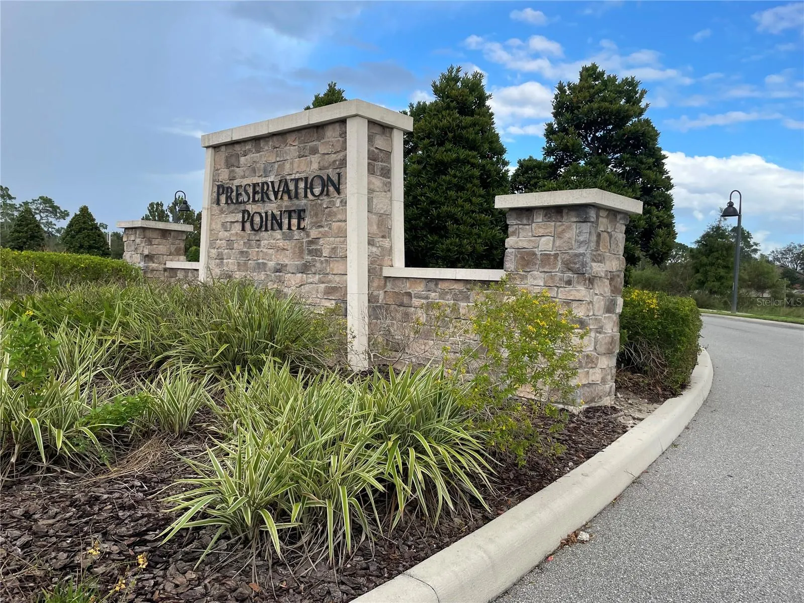 1349 SAWGRASS HAMMOCK LN