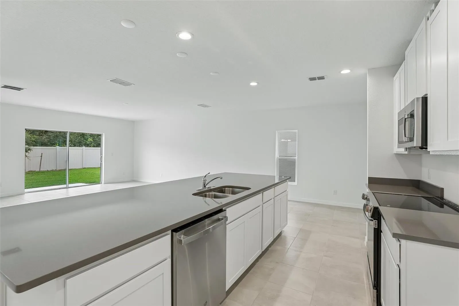 1349 SAWGRASS HAMMOCK LN