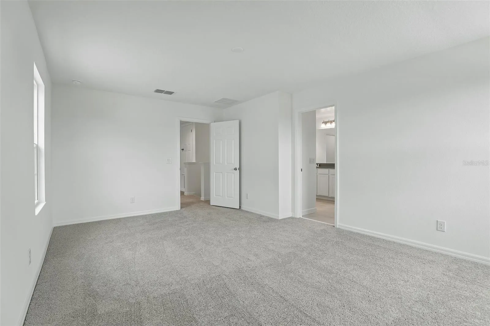 1349 SAWGRASS HAMMOCK LN