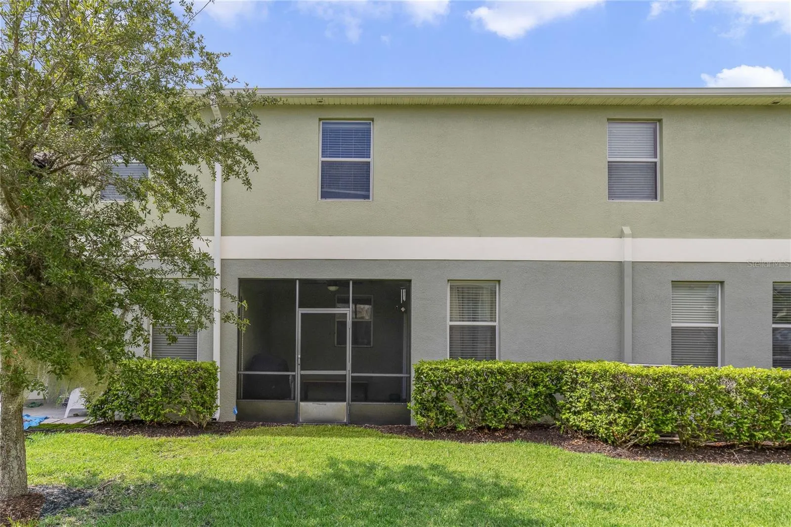 3349 RODRICK CIR