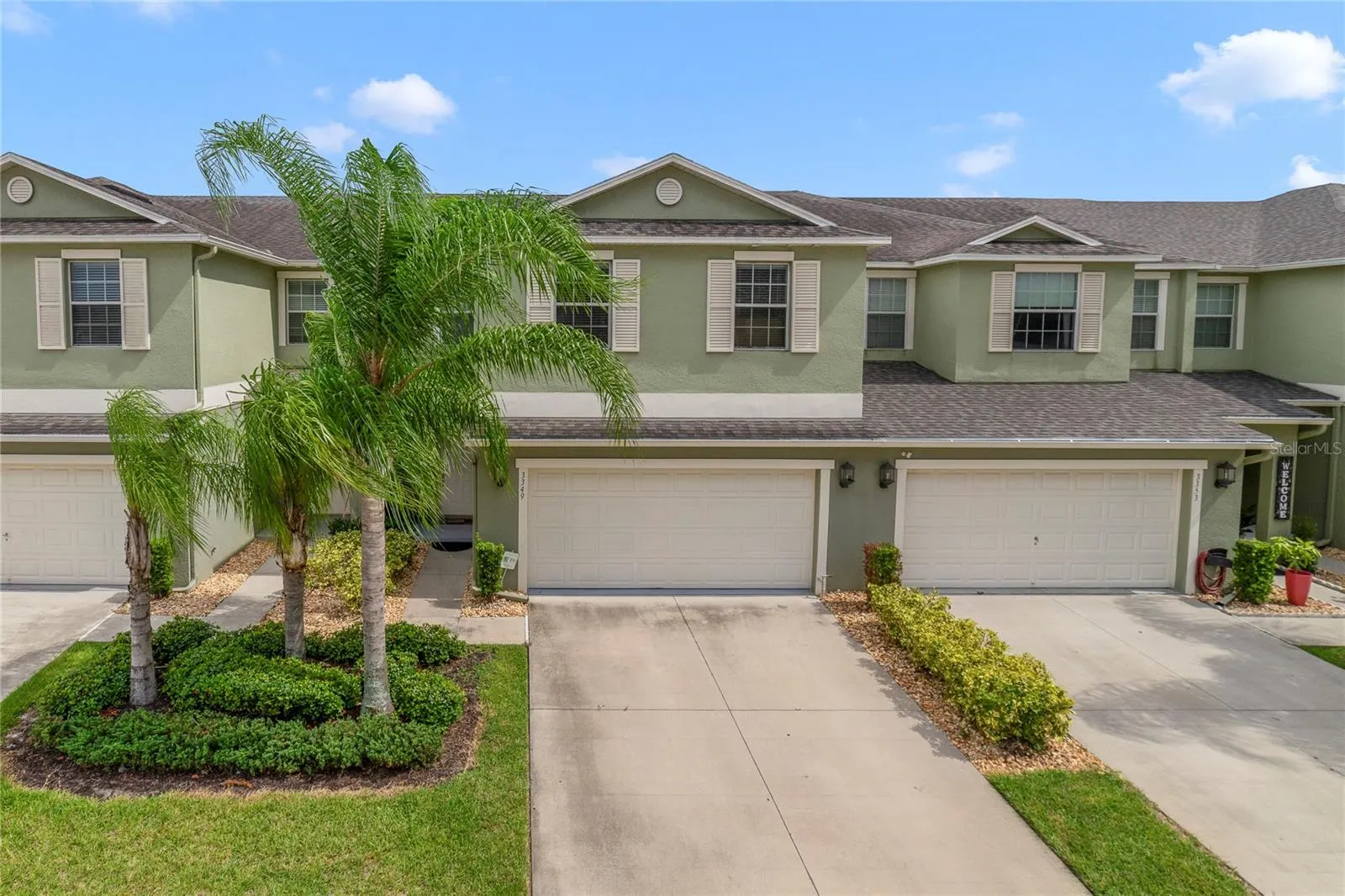 3349 RODRICK CIR