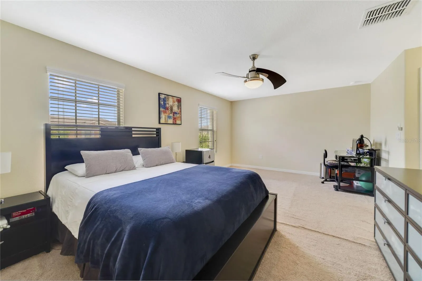 3349 RODRICK CIR