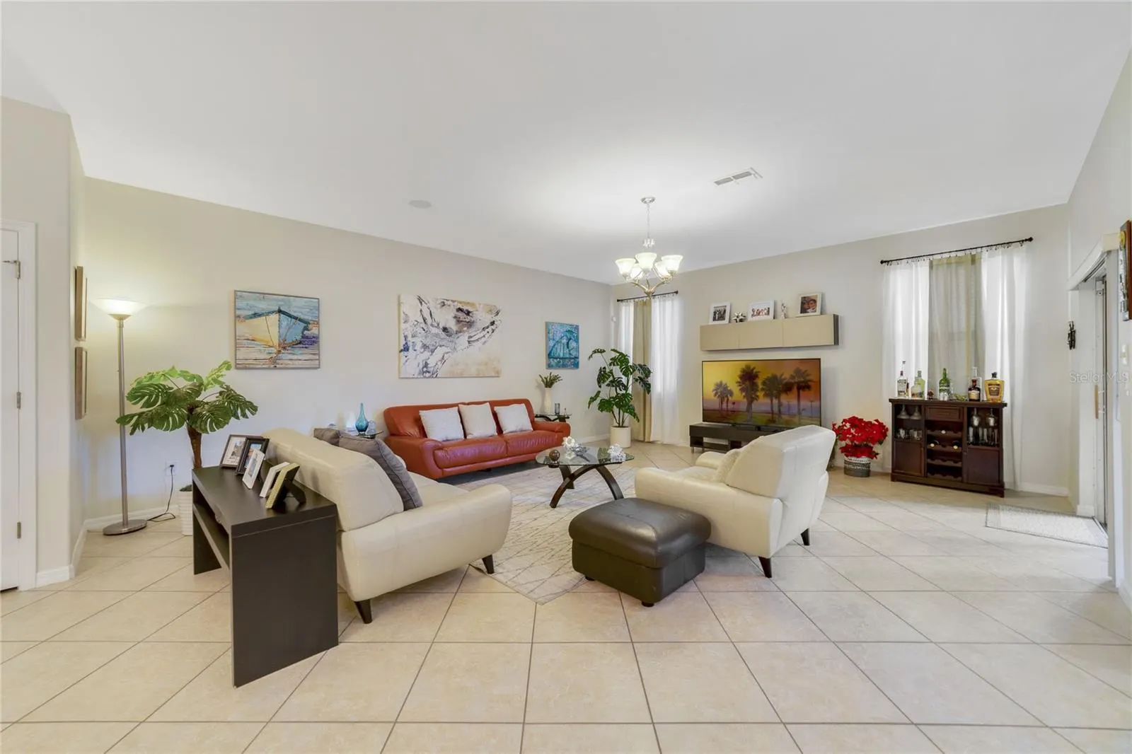 3349 RODRICK CIR