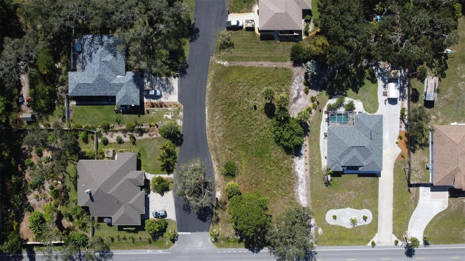 0 LAUREL WOODS DR