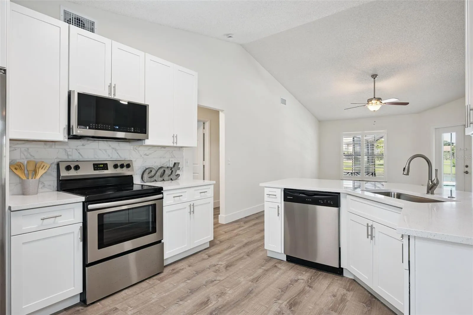 14706 EAGLE VIEW CT