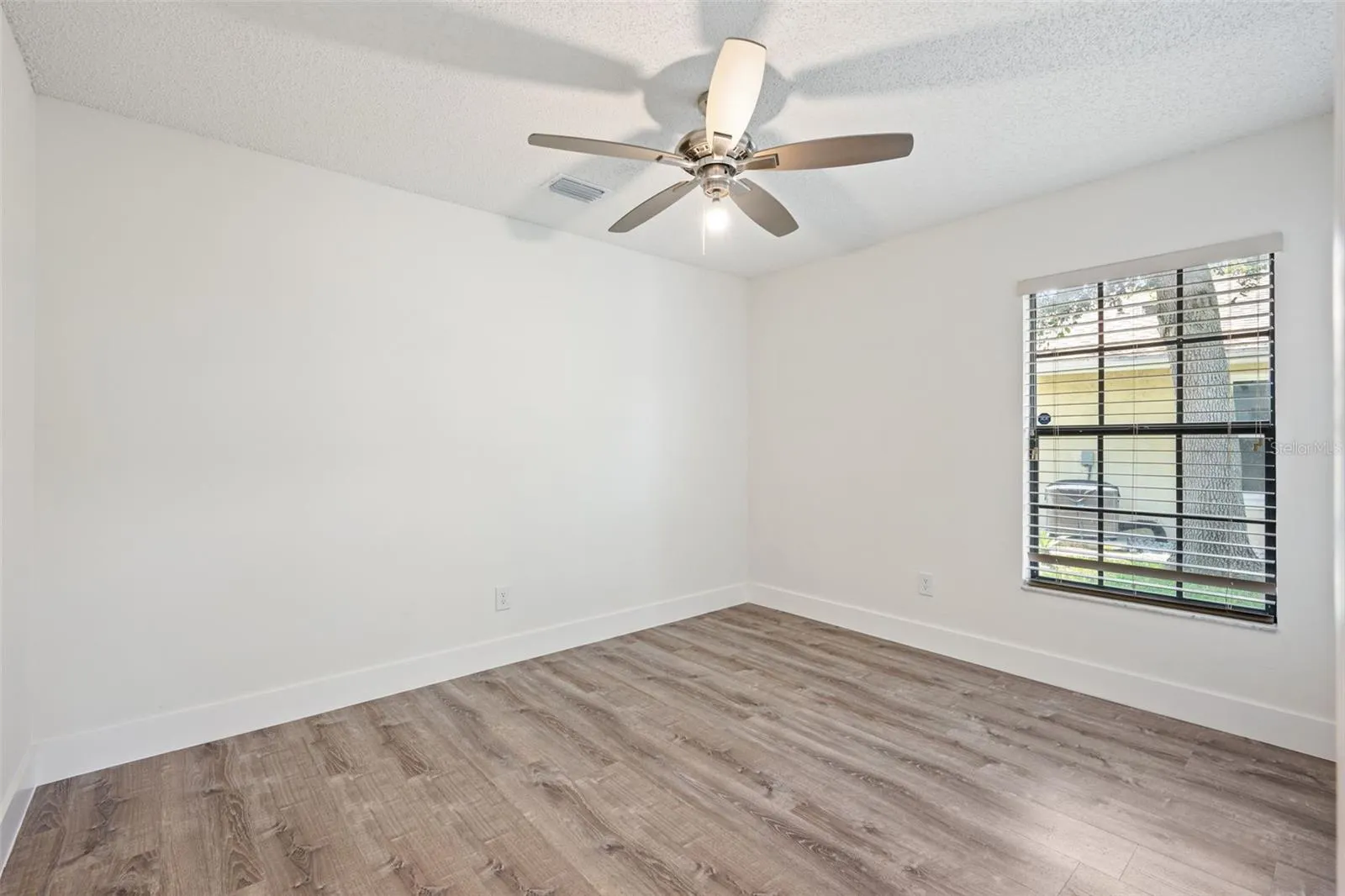 14706 EAGLE VIEW CT